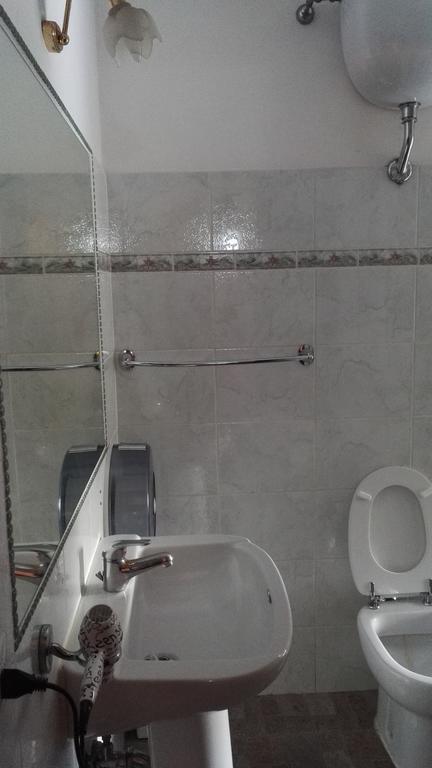 ホテル メラヴィーリア ローマ 部屋 写真